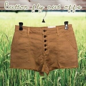 JUNIORS' So Fray Hem Utility Short With Exposed Buttons